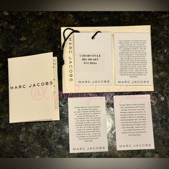 MARC JACOBS ITALY BIG HEART FUCHSIA LEATHER CUTOUT BAG C383189 EUC TAGS $1895 - Picture 3 of 17